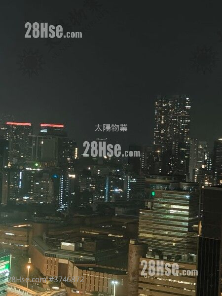 半島豪庭 售盤 3 房 957 平方呎