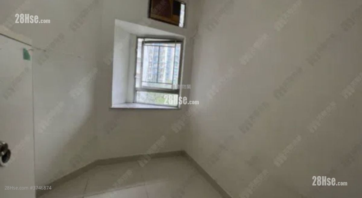 South Horizons Sell 3 Bedrooms , 2 Bathrooms 633 ft²