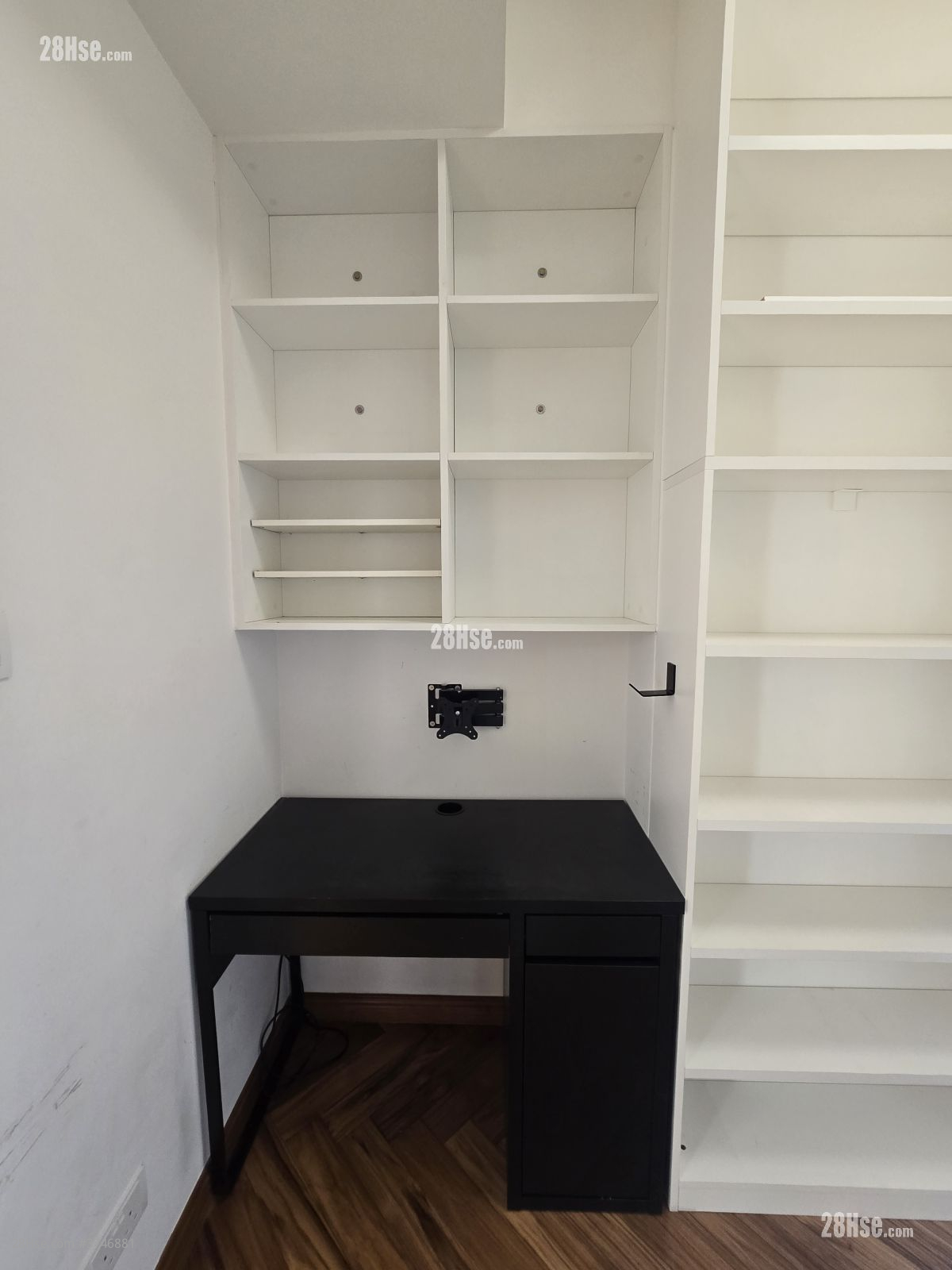 星堤 售盤 4 房 , 2 浴室 1,100 平方呎