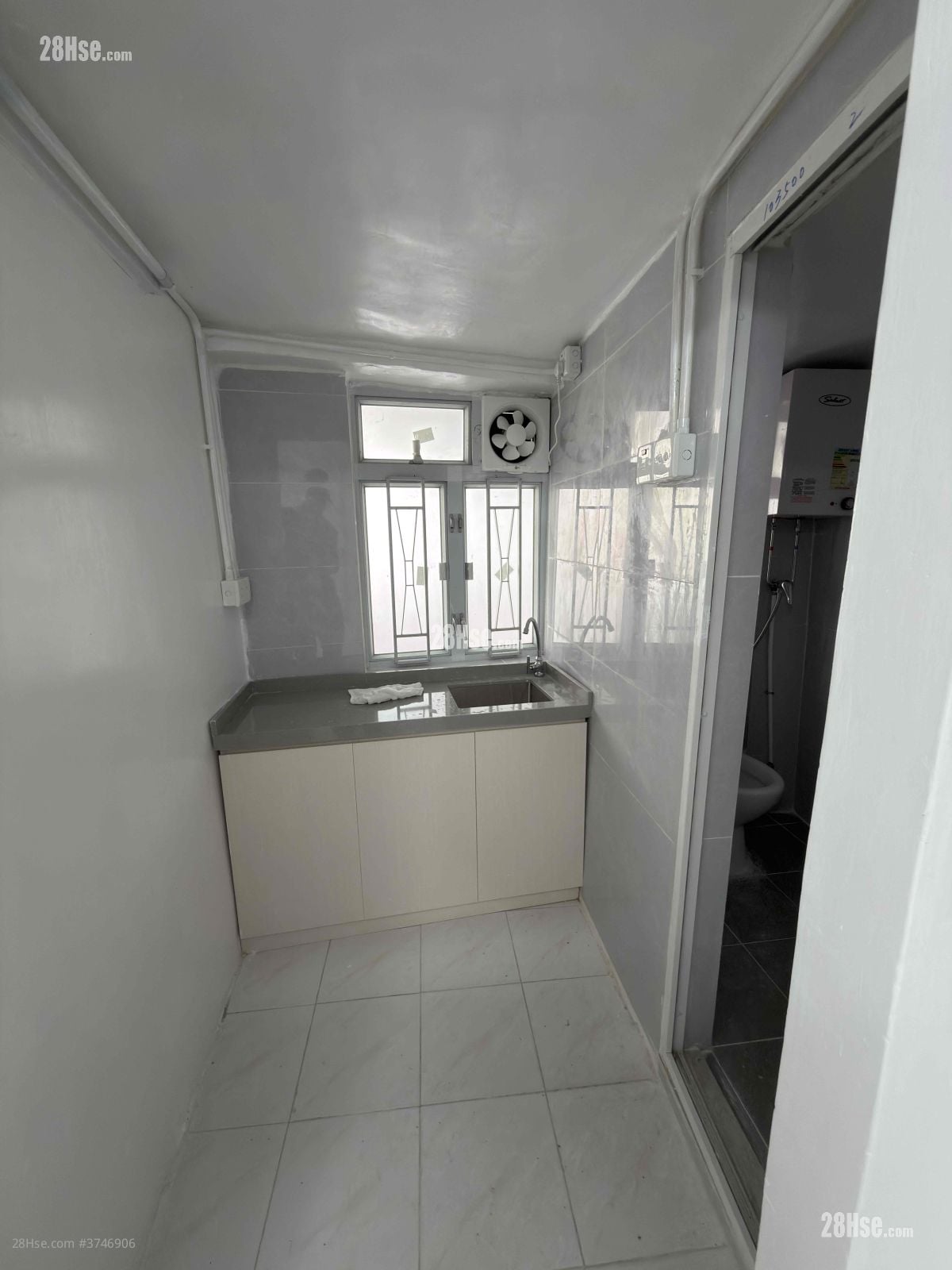 下禾輋村 租盤 2 房 , 1 浴室 340 平方呎