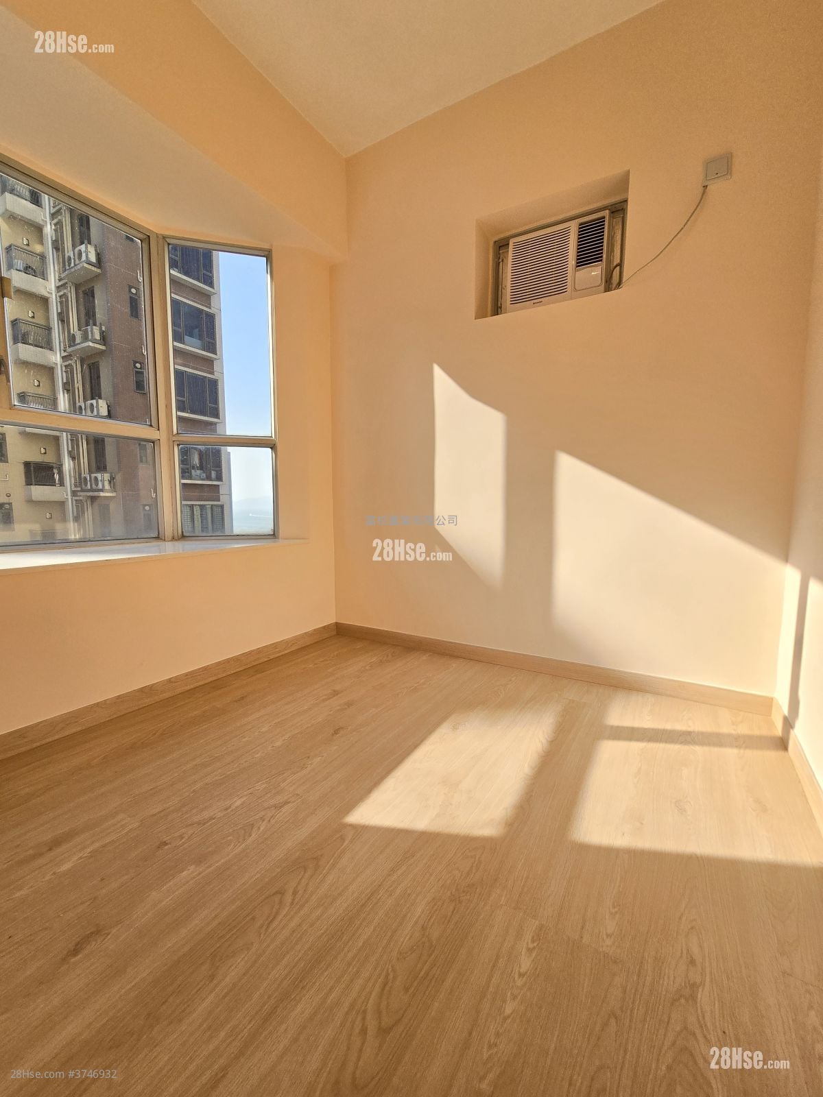 Harbour View Garden Sell 2 Bedrooms , 1 Bathroom 395 ft²