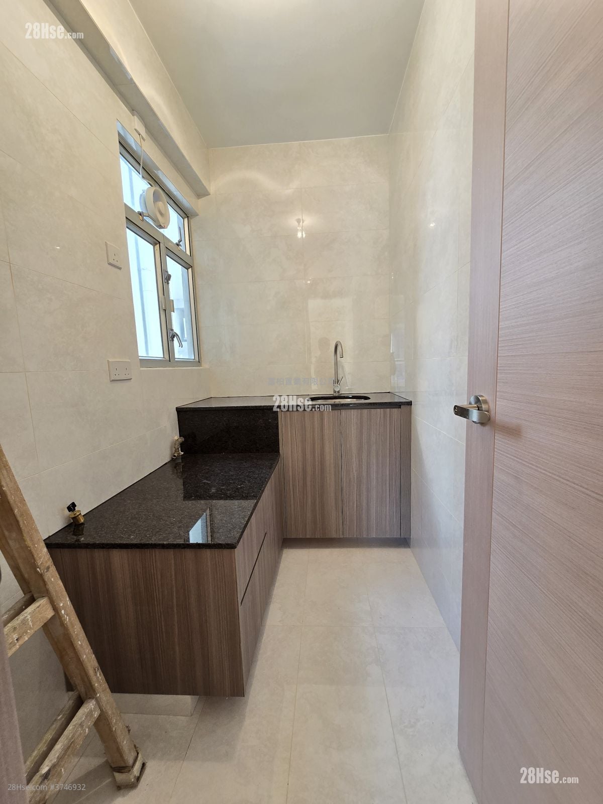 Harbour View Garden Sell 2 Bedrooms , 1 Bathroom 395 ft²