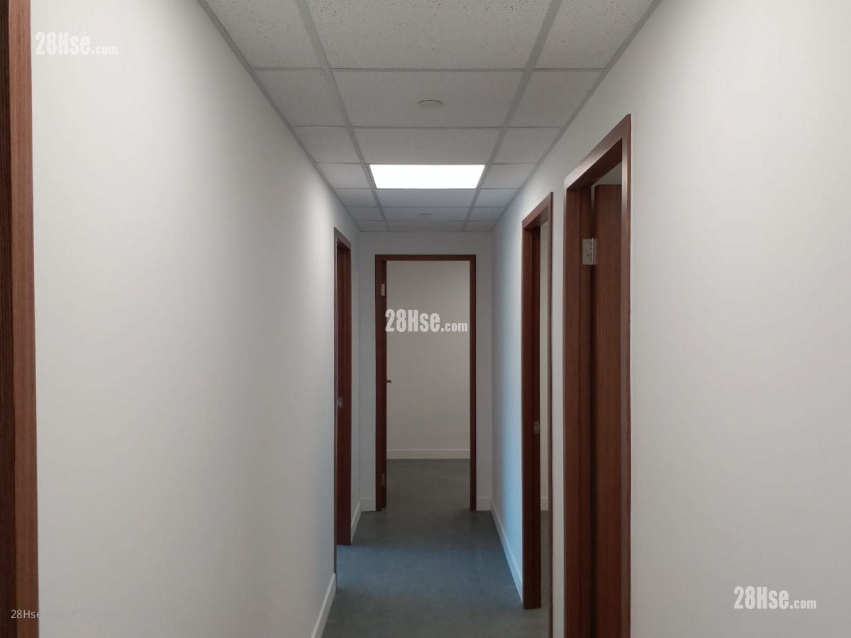 Kin Fat Industrial Centre Rental 60 ft²