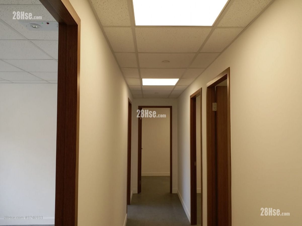 Kin Fat Industrial Centre Rental 60 ft²