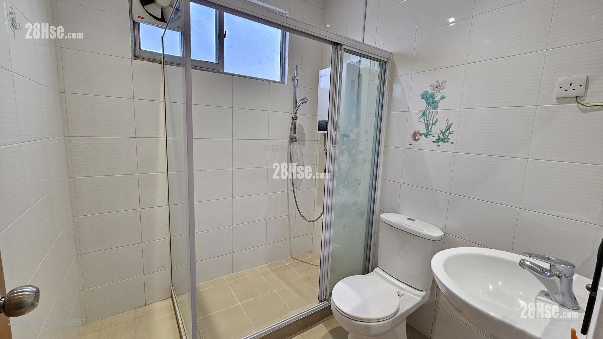 錦繡花園 租盤 3 房 , 2 浴室 915 平方呎