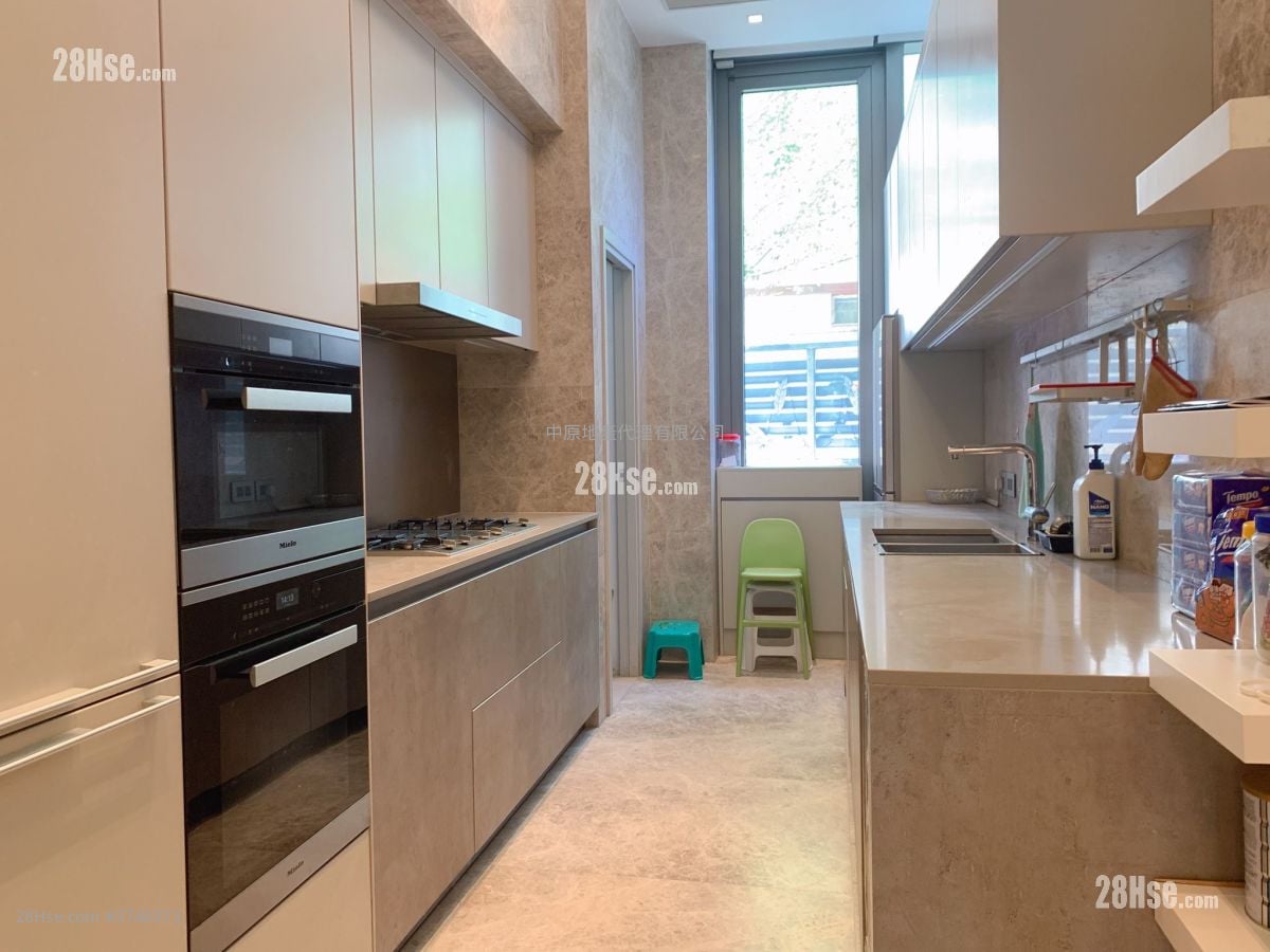 No.62 Begonia Road Sell 5+ Bedrooms , 5+ Bathrooms 4,386 ft²