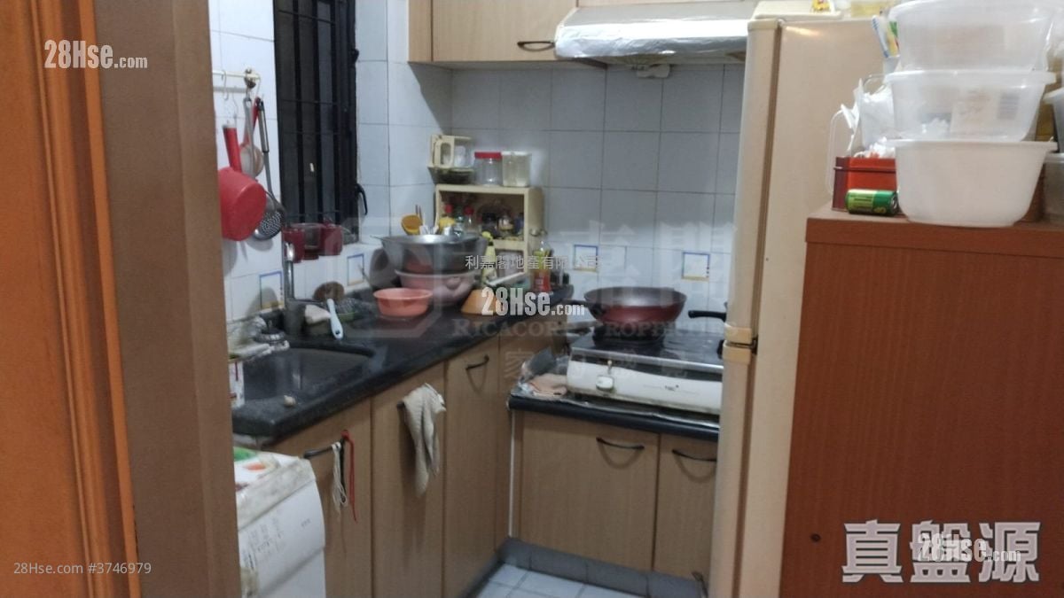 旭辉台 售盘 3 房 , 2 浴室 601 平方尺