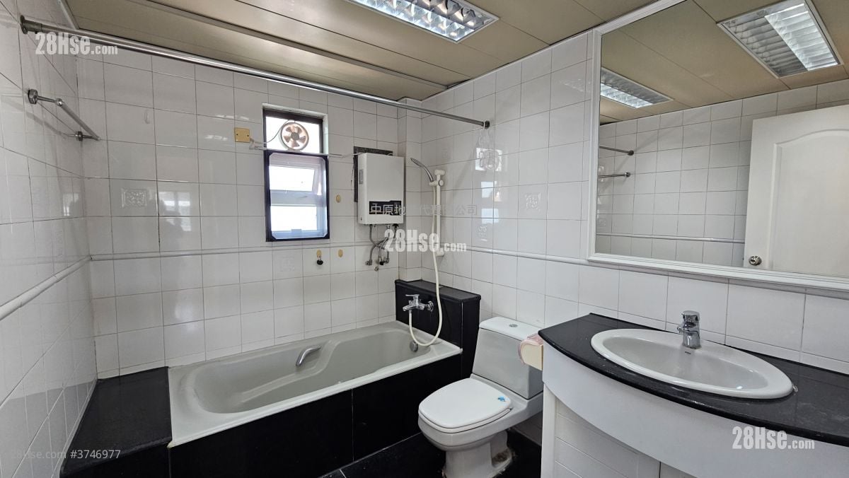 錦繡花園 租盤 3 房 , 2 浴室 1,035 平方呎