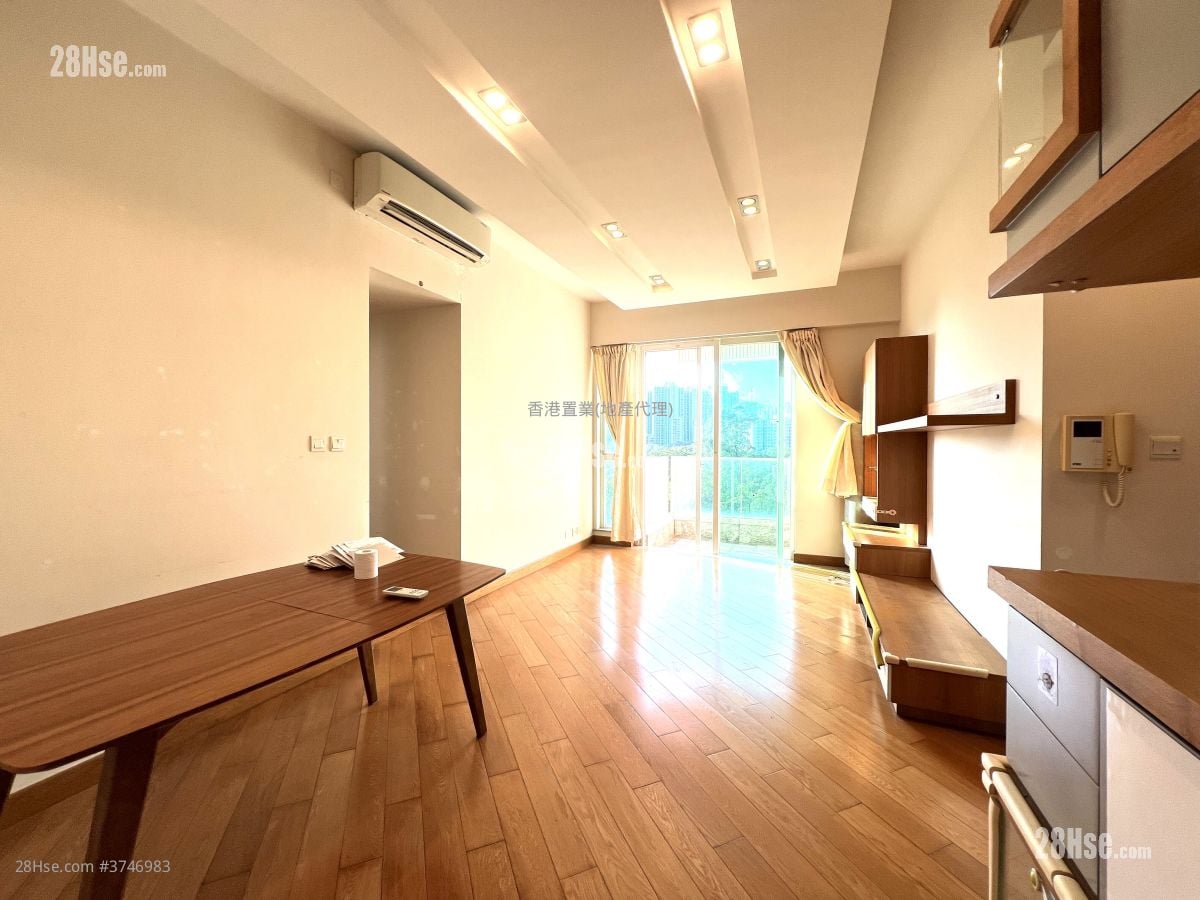 Harbour Green Sell 3 Bedrooms , 2 Bathrooms 846 ft²