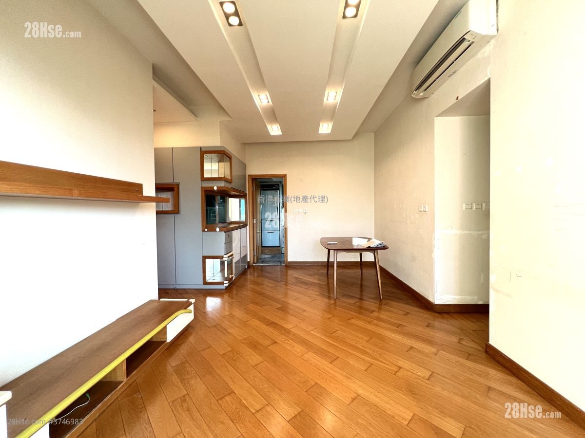 Harbour Green Sell 3 Bedrooms , 2 Bathrooms 846 ft²