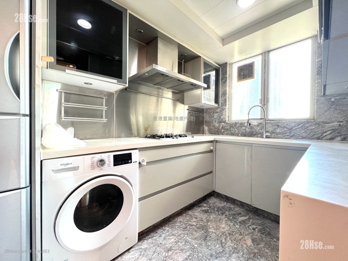 Harbour Green Sell 3 Bedrooms , 2 Bathrooms 846 ft²