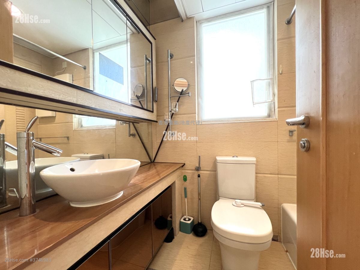 Harbour Green Sell 3 Bedrooms , 2 Bathrooms 846 ft²