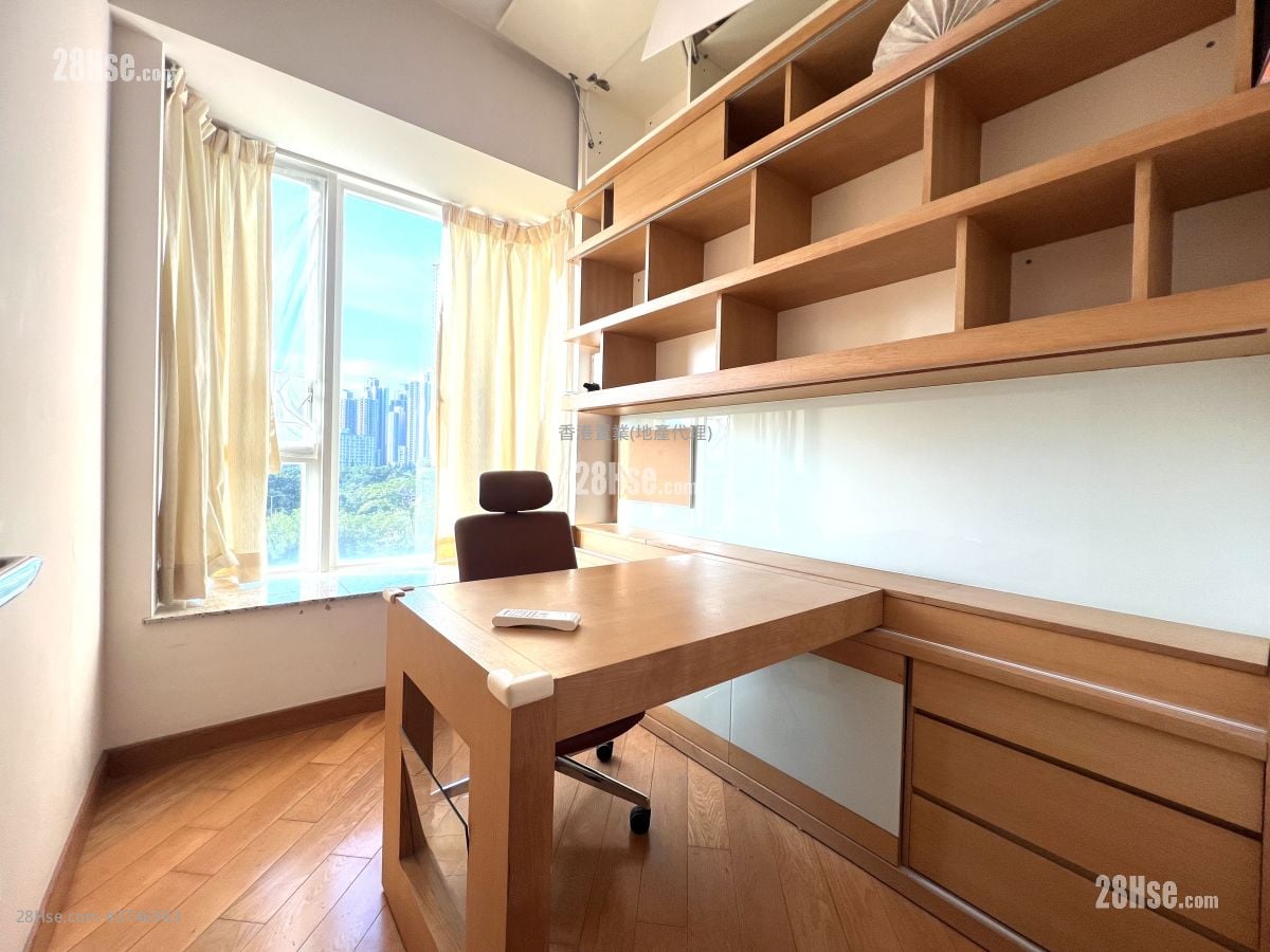 Harbour Green Sell 3 Bedrooms , 2 Bathrooms 846 ft²