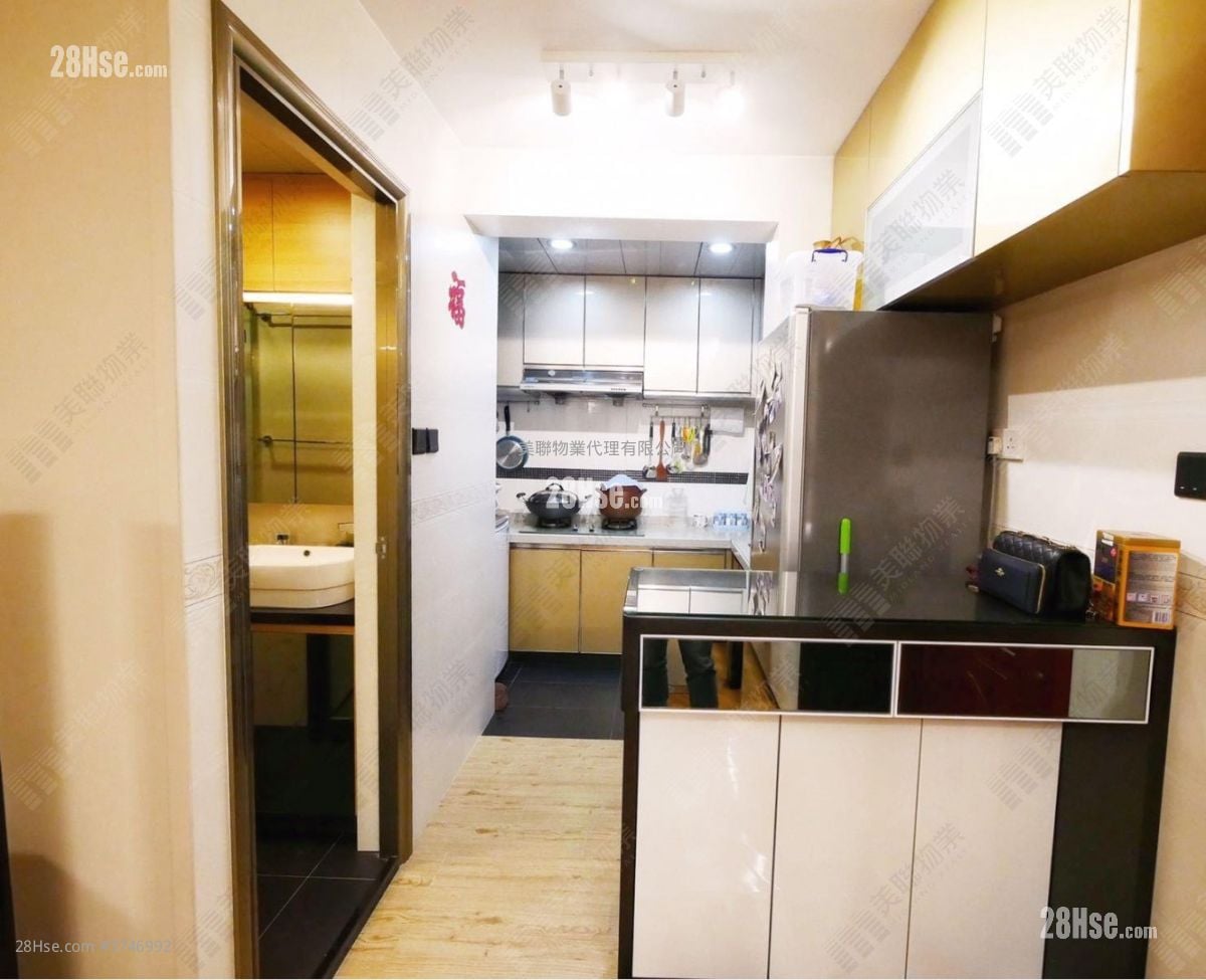 煜明苑 售盘 3 房 , 2 浴室 610 平方尺