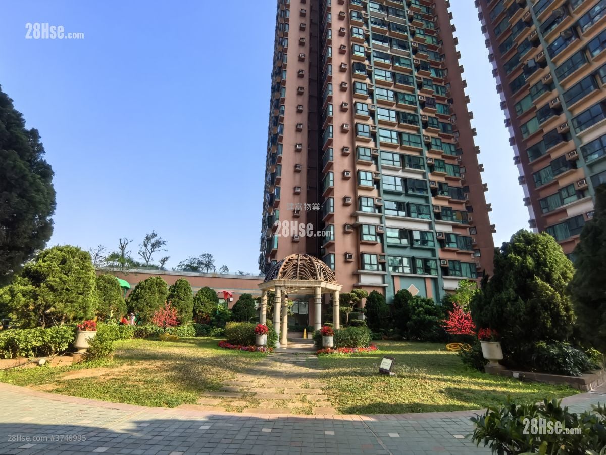 Villa By The Park Sell 2 Bedrooms , 1 Bathroom 428 ft²