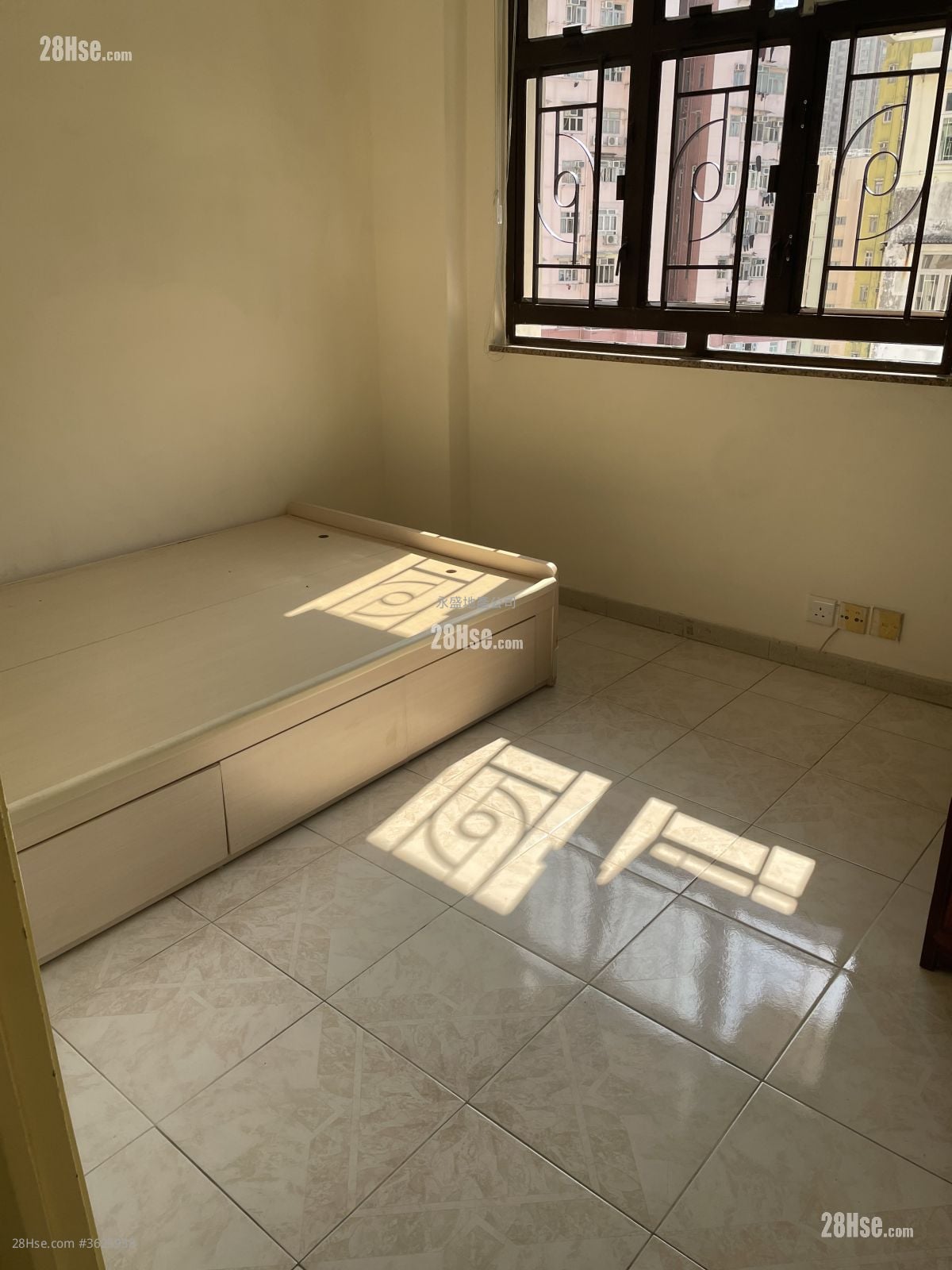 新华大厦 租盘 2 房 , 1 浴室 406 平方尺