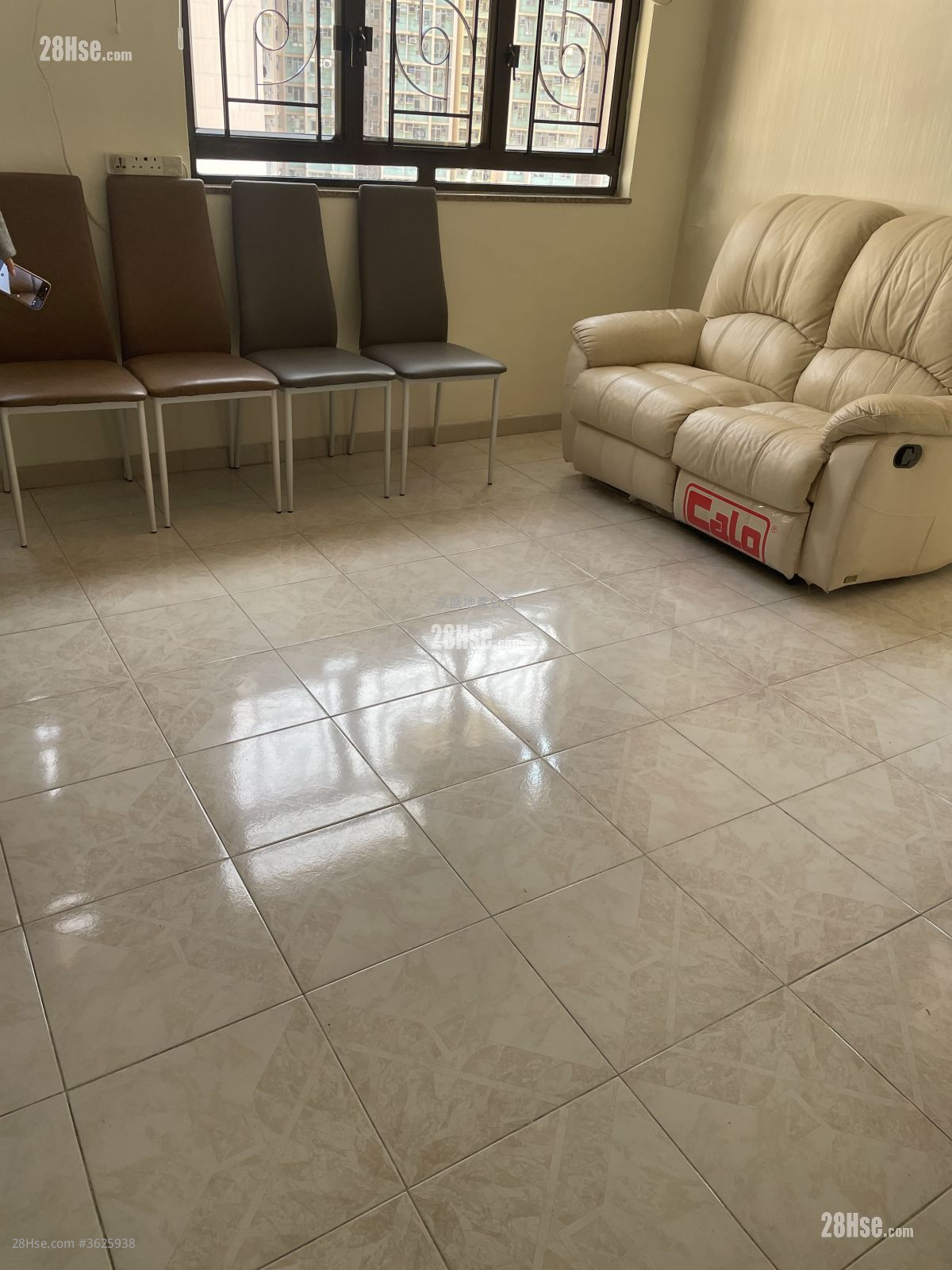 新华大厦 租盘 2 房 , 1 浴室 406 平方尺