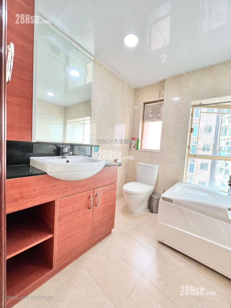 香港黃金海岸 售盤 4 房 , 2 浴室 1,070 平方呎