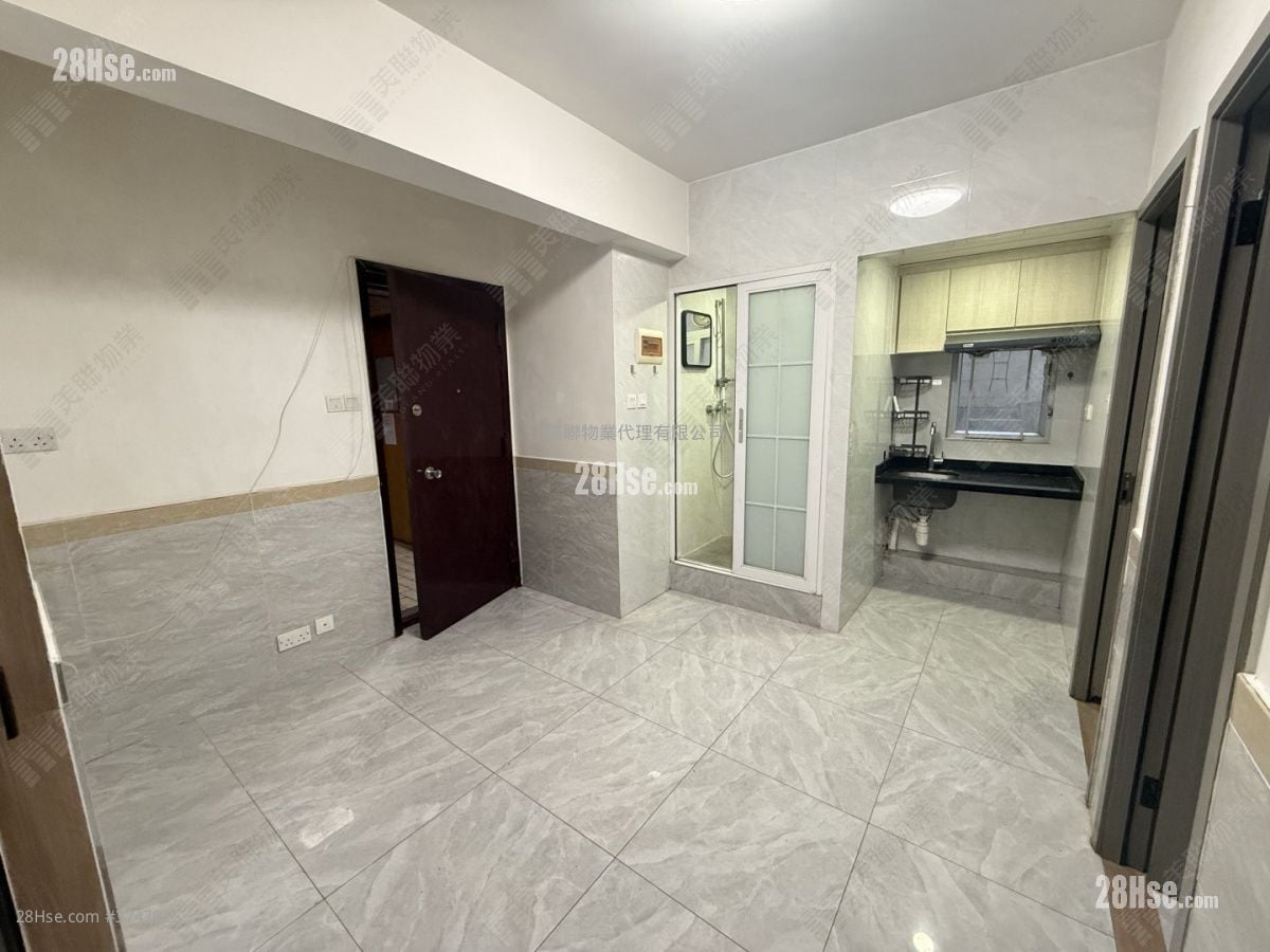 Hin Fai Building Sell 2 Bedrooms , 1 Bathroom 269 ft²
