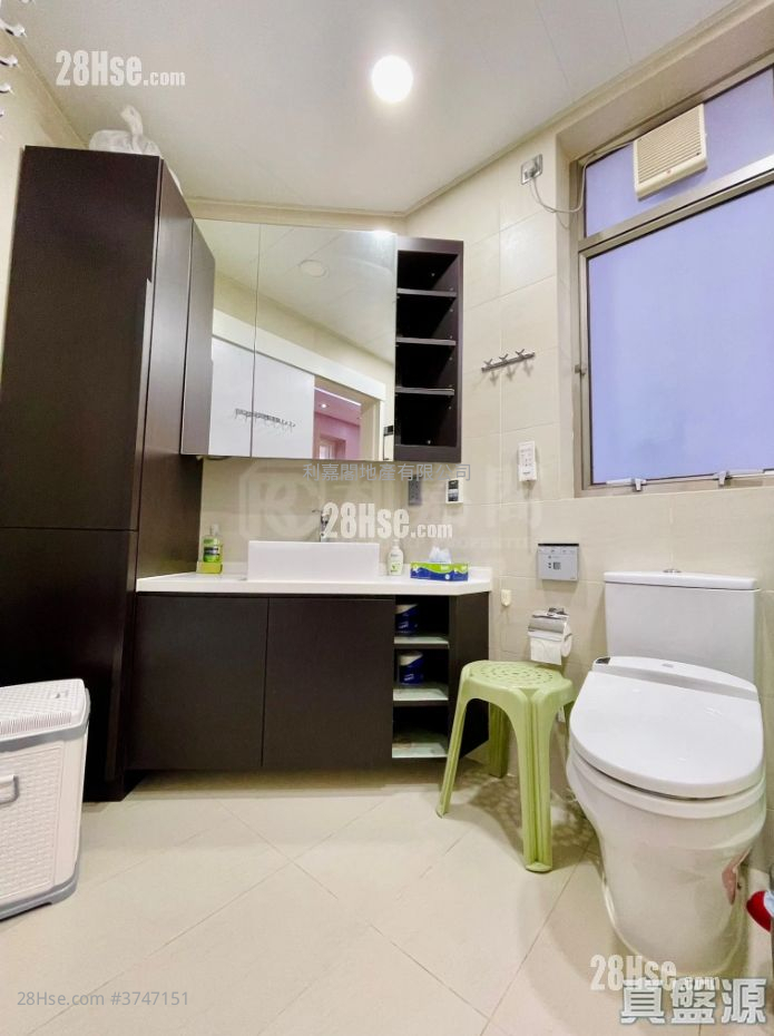 擎天半島 售盤 3 房 , 2 浴室 1,167 平方呎