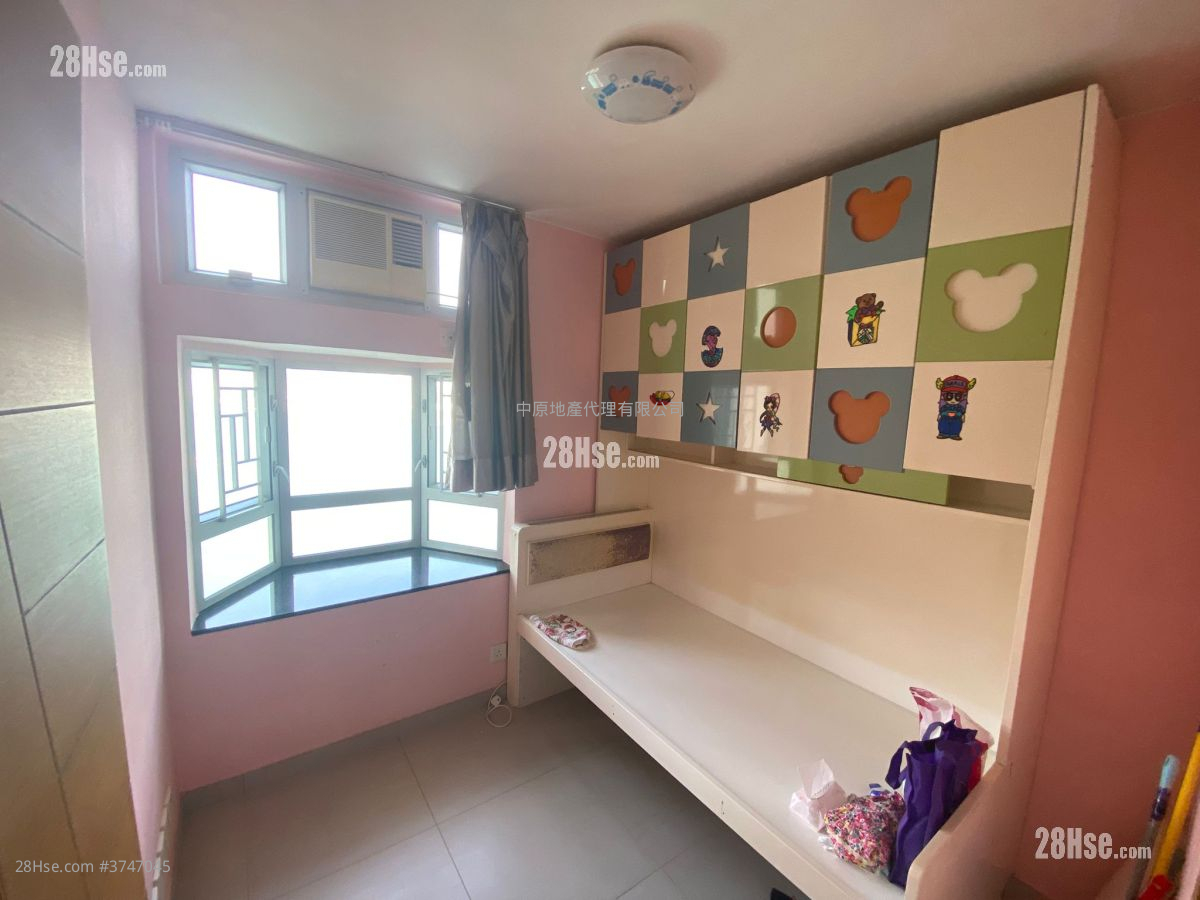 海濱花園 售盤 3 房 , 2 浴室 665 平方呎