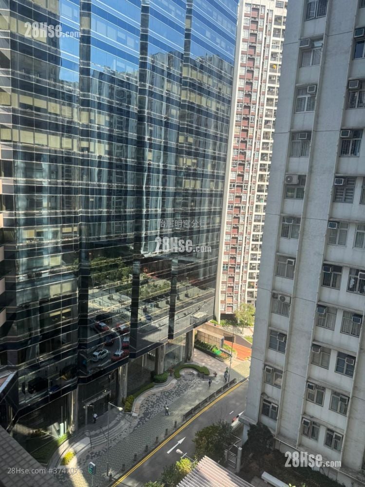 Taikoo Shing Sell 3 Bedrooms , 2 Bathrooms 760 ft²