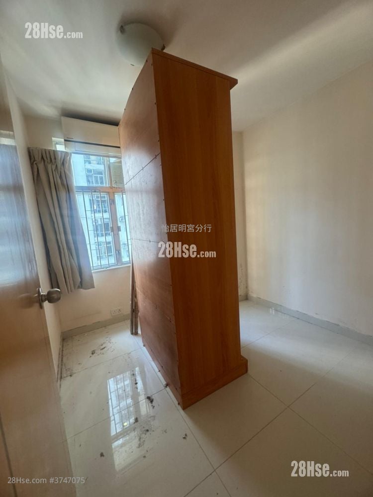 Taikoo Shing Sell 3 Bedrooms , 2 Bathrooms 760 ft²