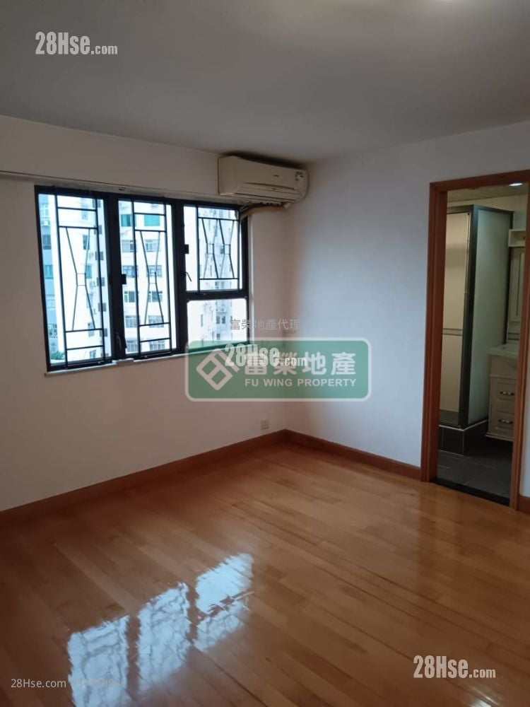 公爵阁 售盘 3 房 , 2 浴室 989 平方尺