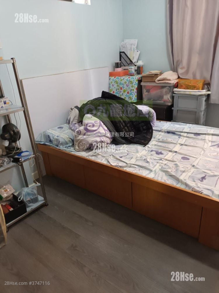 东景大厦 售盘 3 房 , 1 浴室 441 平方尺