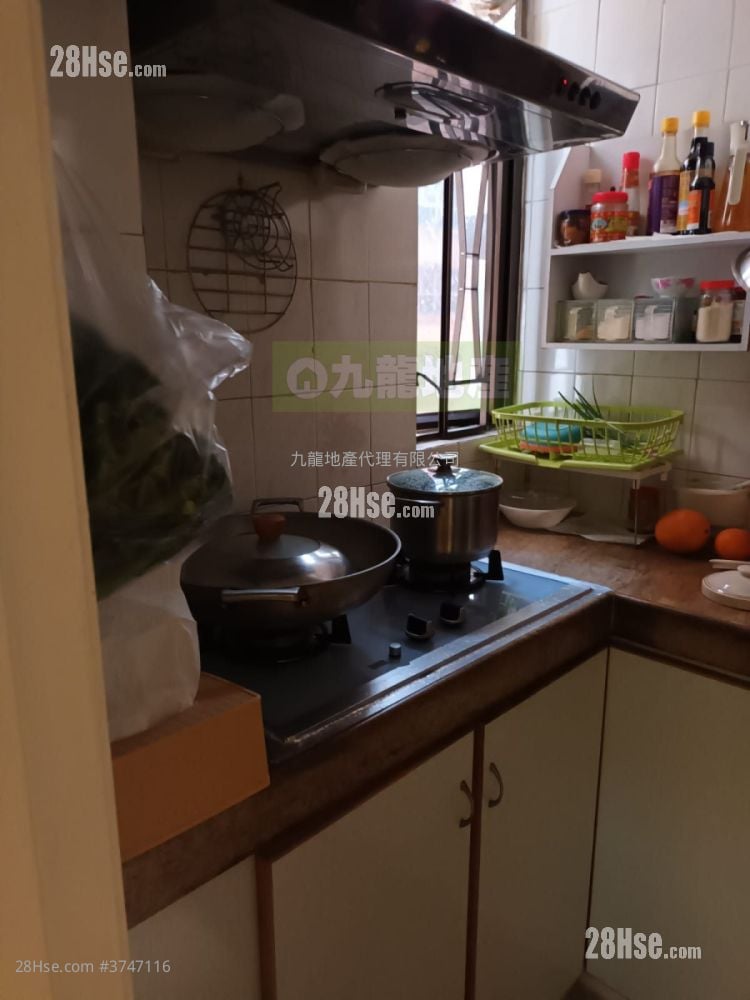 东景大厦 售盘 3 房 , 1 浴室 441 平方尺