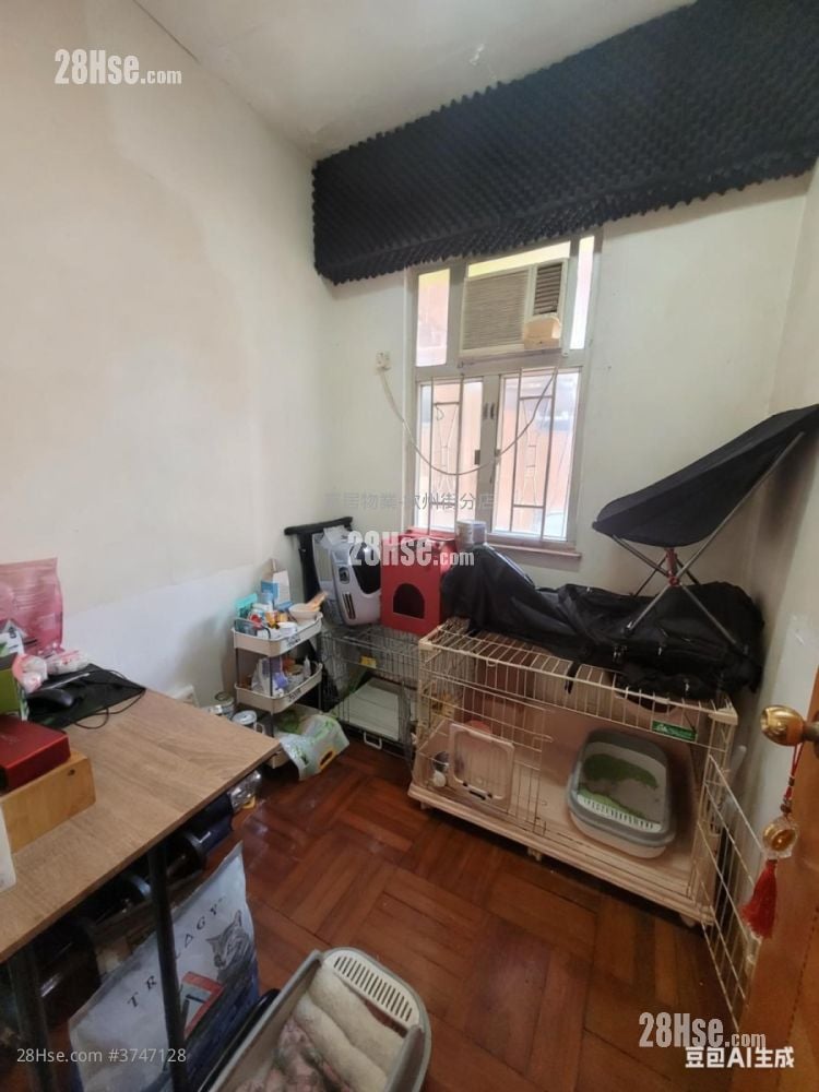 鸿光大厦 售盘 3 房 , 1 浴室 452 平方尺