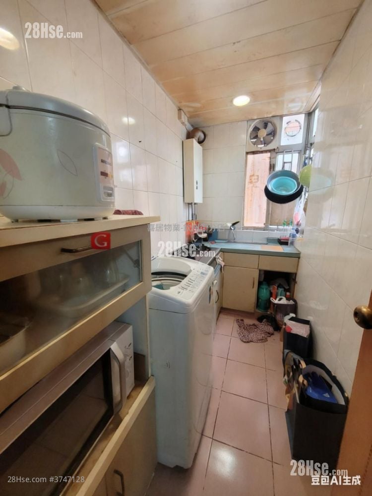 鸿光大厦 售盘 3 房 , 1 浴室 452 平方尺