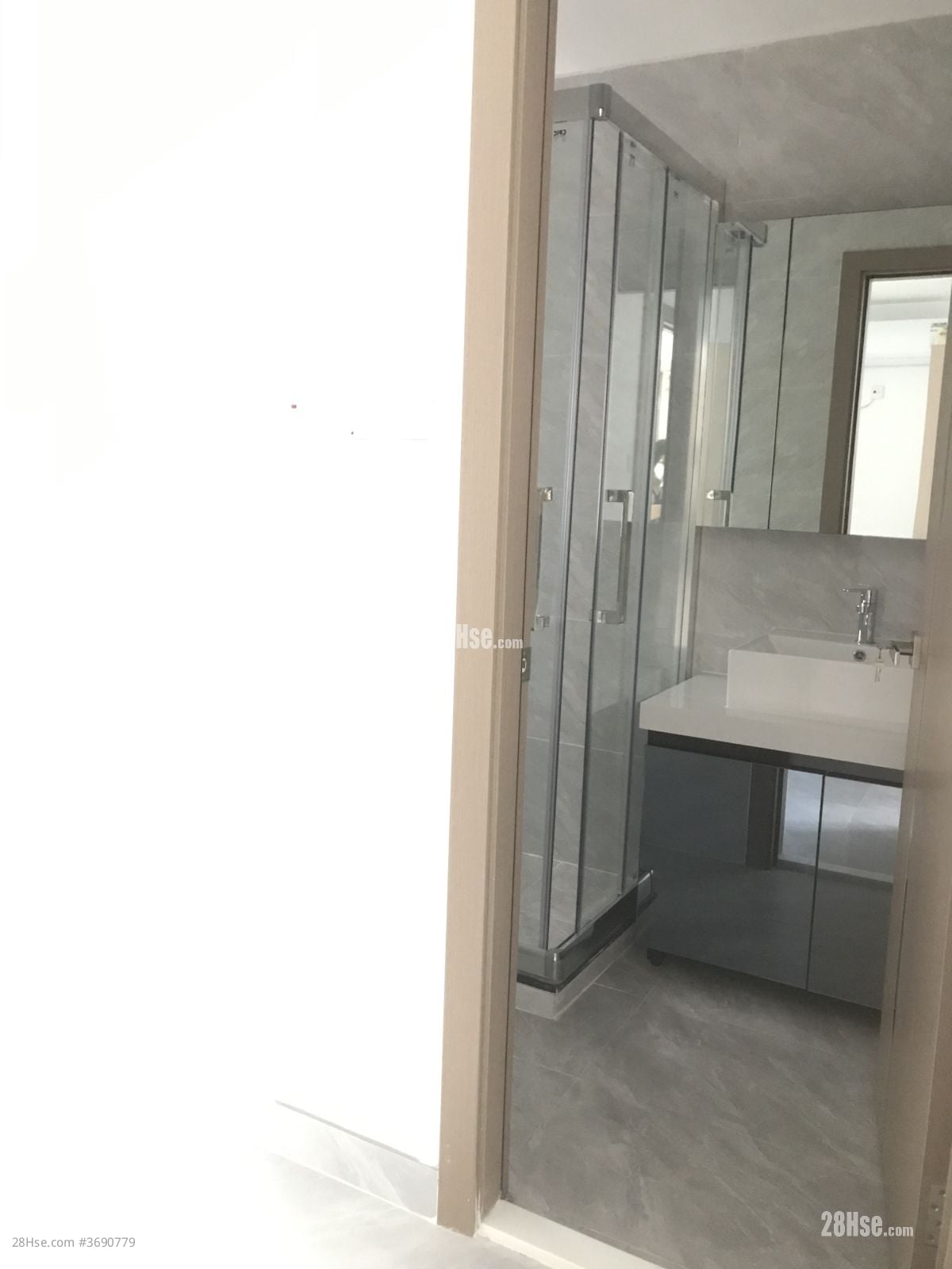 大滩 租盘 3 房 , 3 浴室 1,400 平方尺