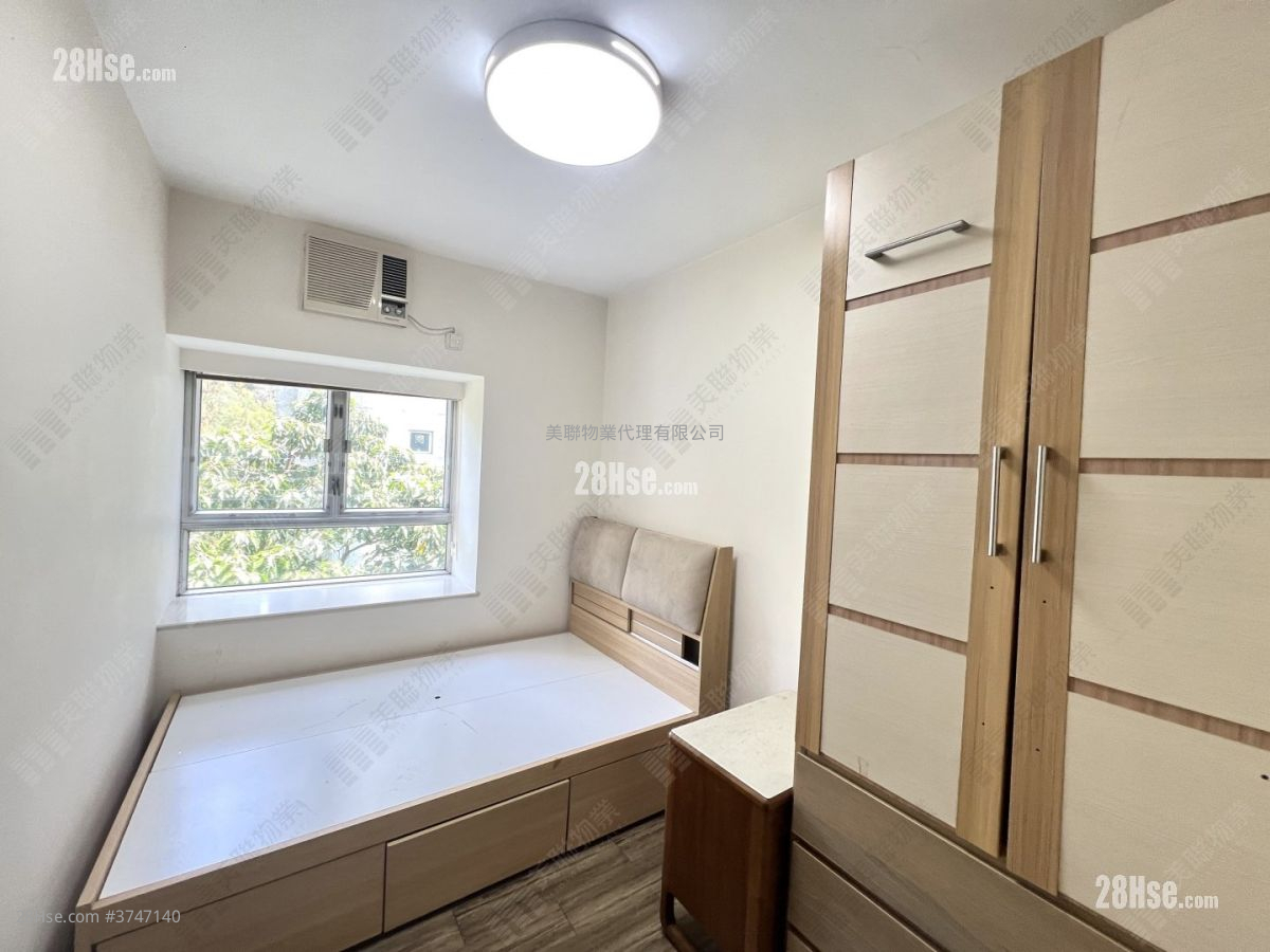 畢架山花園 售盤 3 房 , 2 浴室 809 平方呎