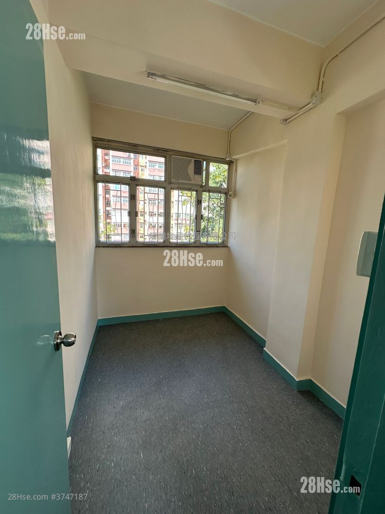 仁愛街52號 租盤 2 房 , 1 浴室 380 平方呎