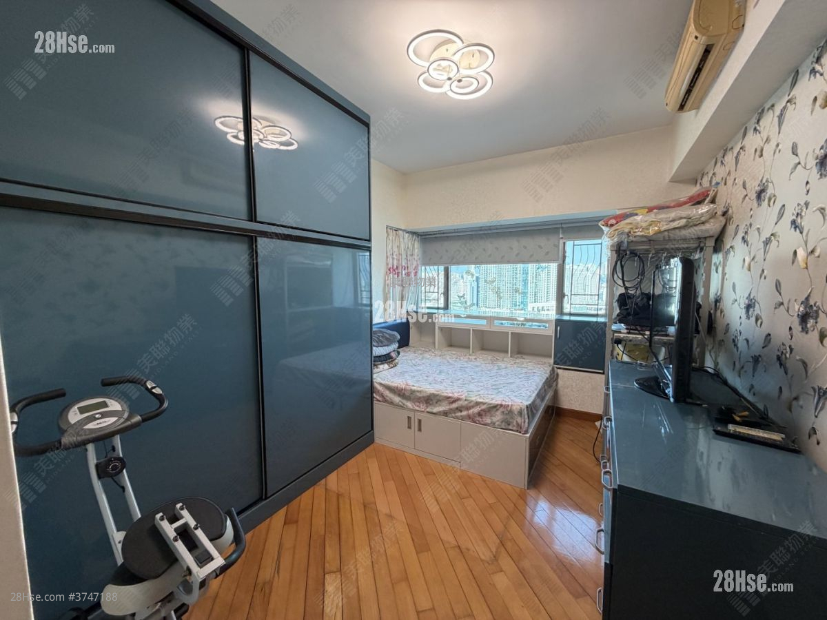 擎天半島 售盤 3 房 1,167 平方呎