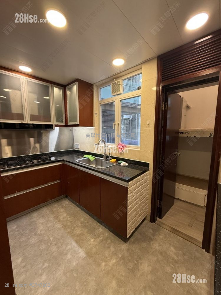 畢架山一號 租盤 3 房 , 2 浴室 1,068 平方呎