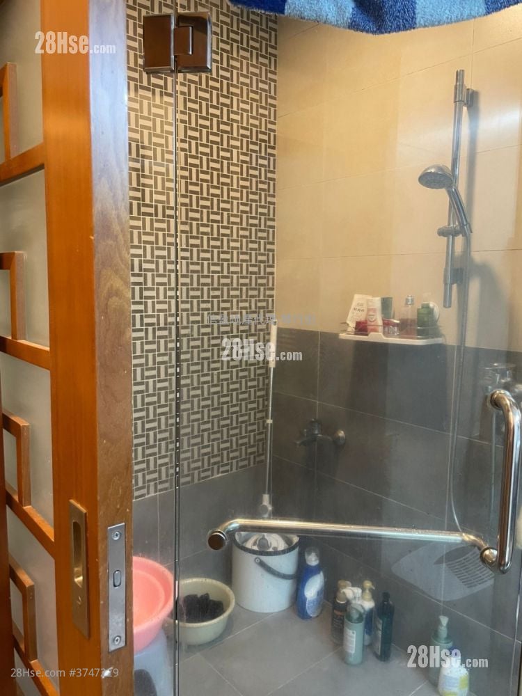 Ming Yuen Mansions Sell 3 Bedrooms , 1 Bathroom 662 ft²