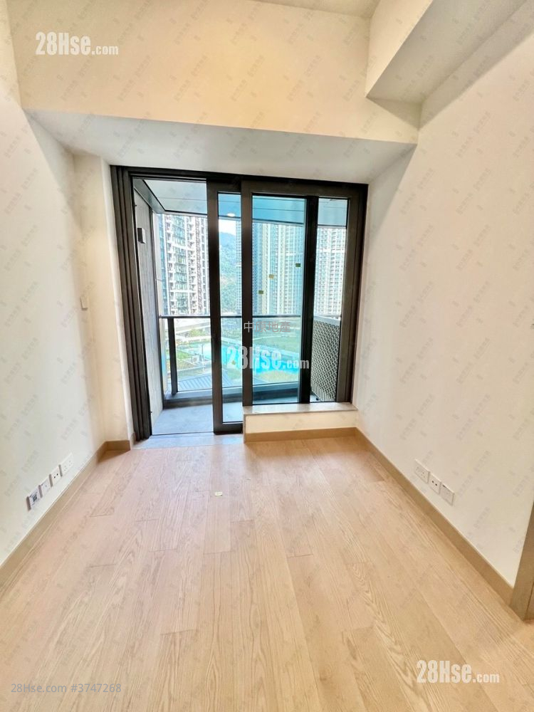 Seasons Place 售盤 1 房 323 平方呎