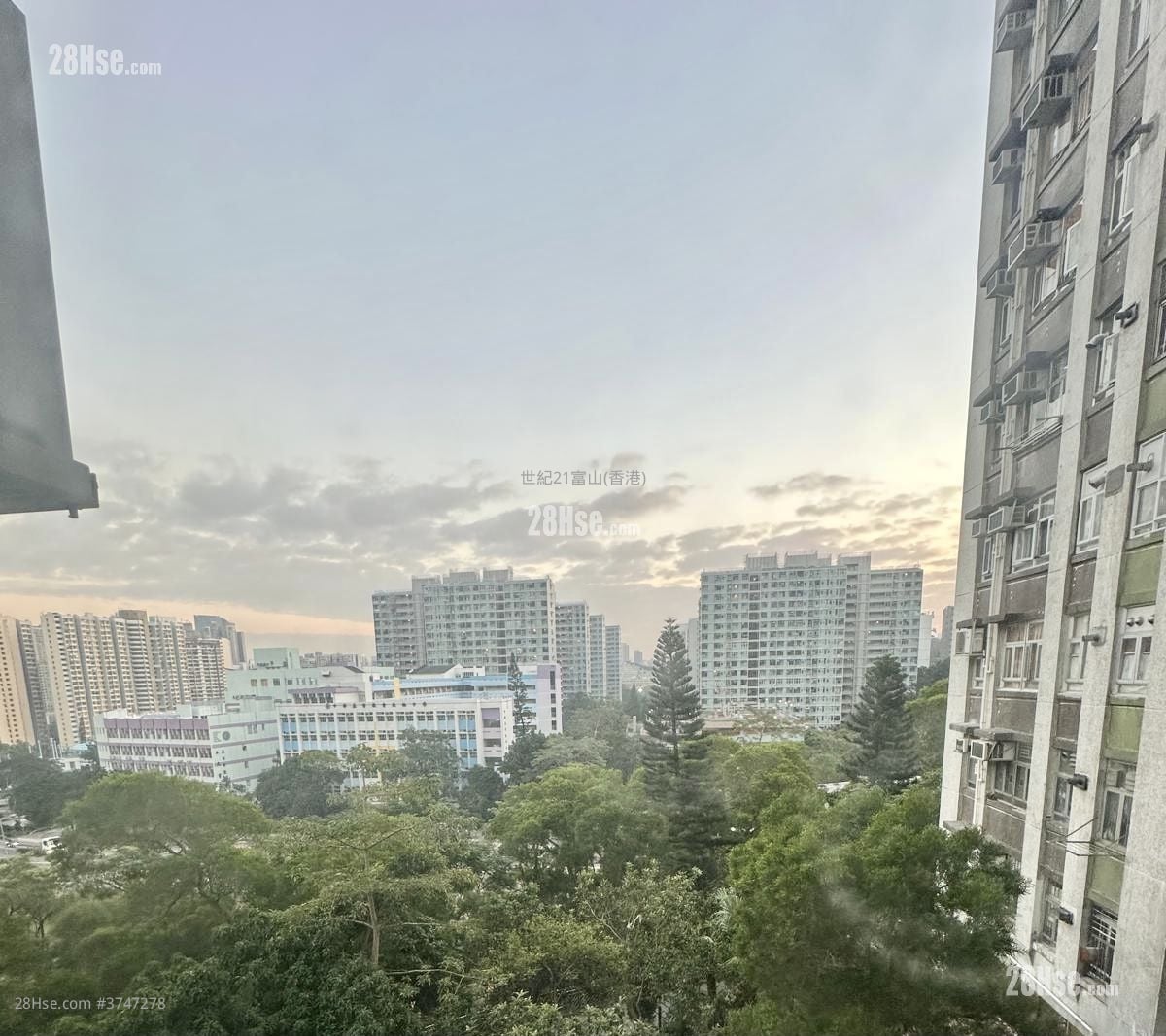 Tin Ma Court Sell 2 Bedrooms , 1 Bathroom 415 ft²