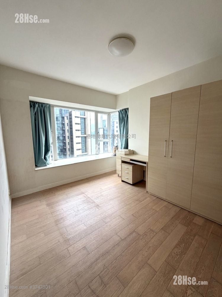 港涛轩 售盘 3 房 1,003 平方尺