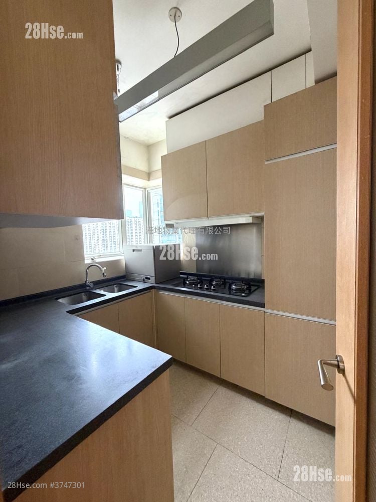 港涛轩 售盘 3 房 1,003 平方尺