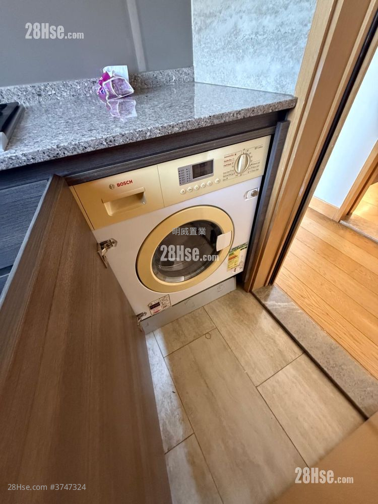 艷芳庭 租盤 3 房 645 平方呎