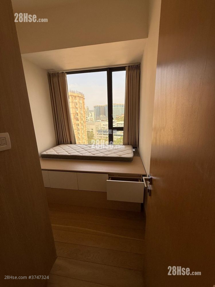 艷芳庭 租盤 3 房 645 平方呎