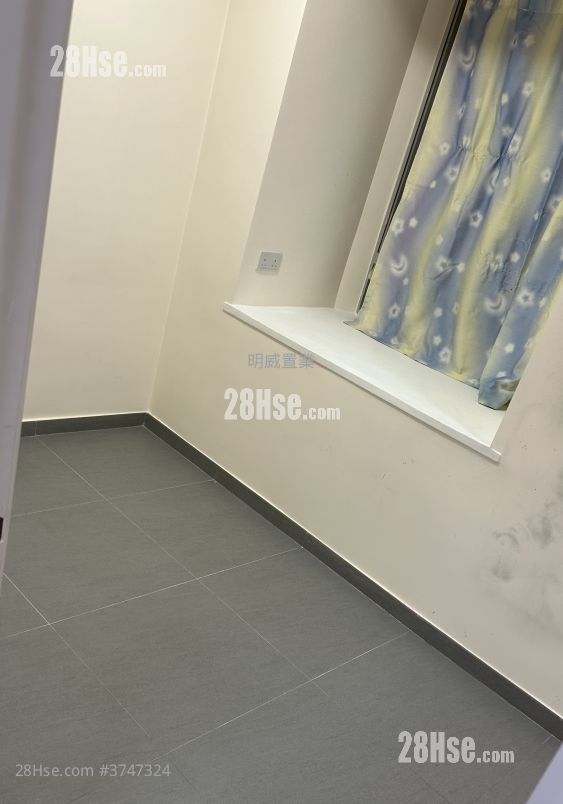 艷芳庭 租盤 3 房 645 平方呎