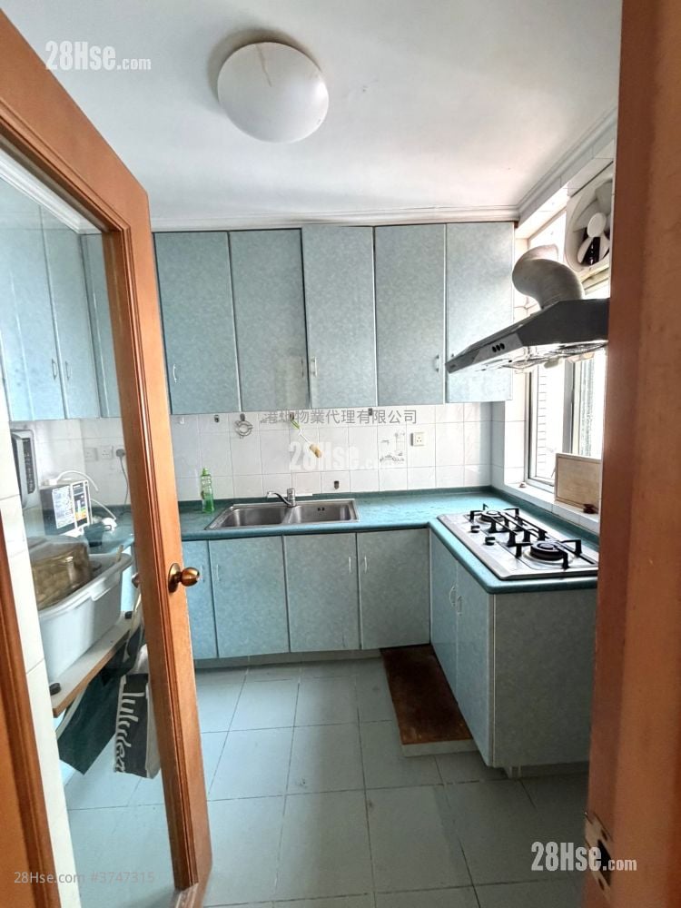 Harbour Heights Sell 2 Bedrooms 620 ft²