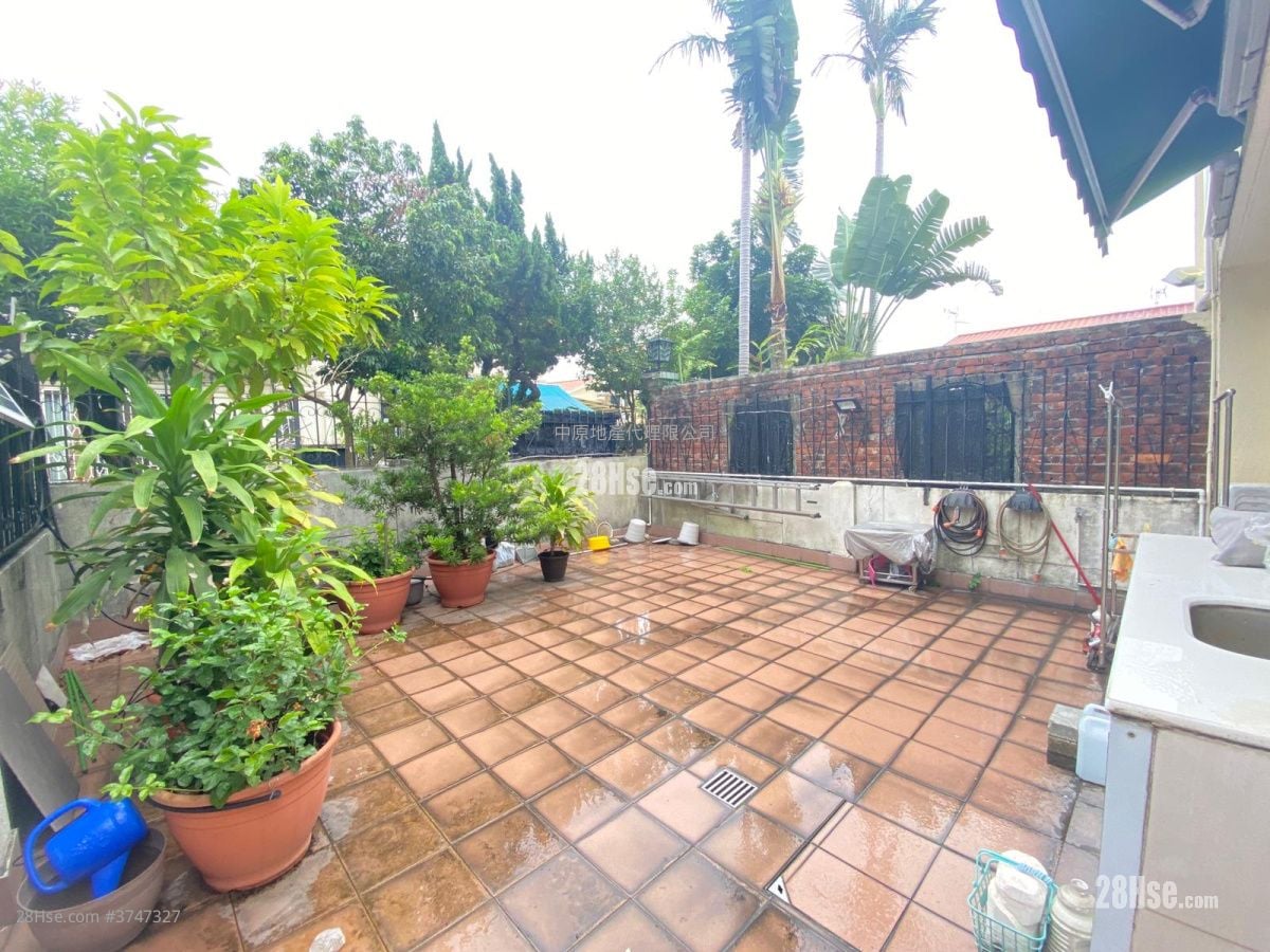 锦绣花园 售盘 3 房 915 平方尺