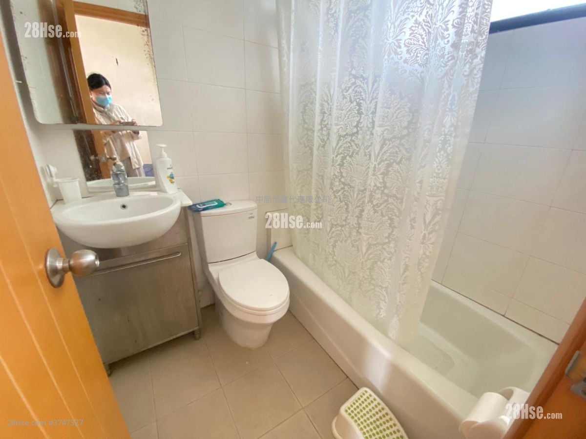 锦绣花园 售盘 3 房 915 平方尺