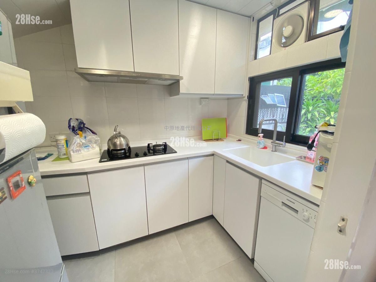 锦绣花园 售盘 3 房 915 平方尺