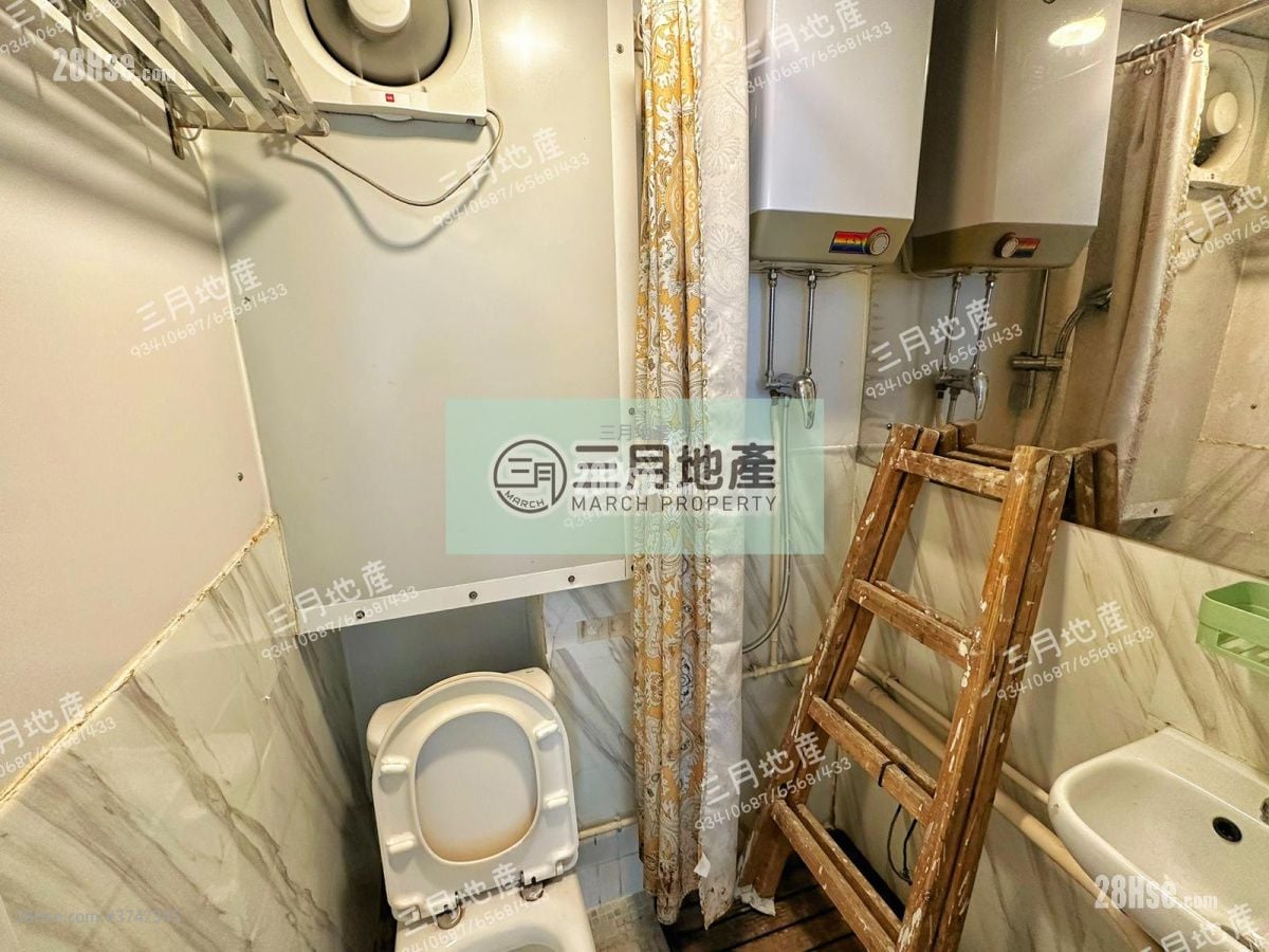 唐楼 售盘 1 房 , 1 浴室 274 平方尺